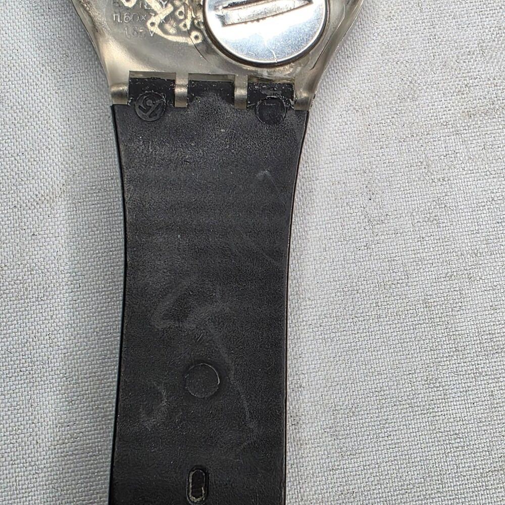 Swatch GX100 Heartstone Vintage 1988 Unisex Watch 34mm Gray Dot Dial Black Band - Picture 12 of 14